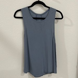 Lululemon muscle tank, size 6